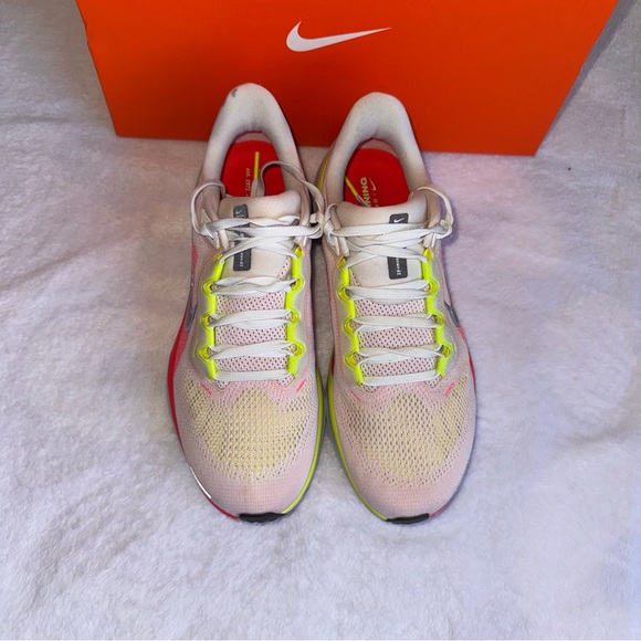 Nike Pegasus 41  running shoes - Picture 2 of 5